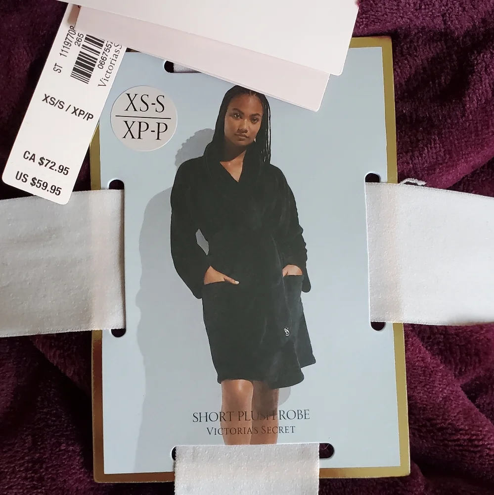 🎁Victoria's Secret Robe Size XS/S - Picture 3 of 5